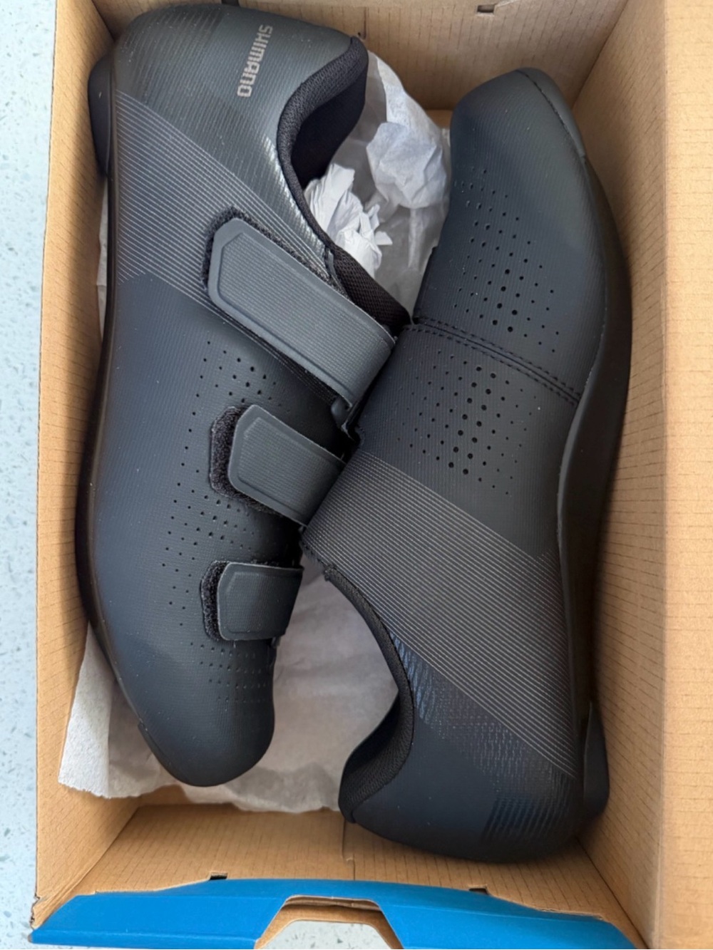 Brand New Shimano Black Men's Velcro Cycling Shoes Size 45